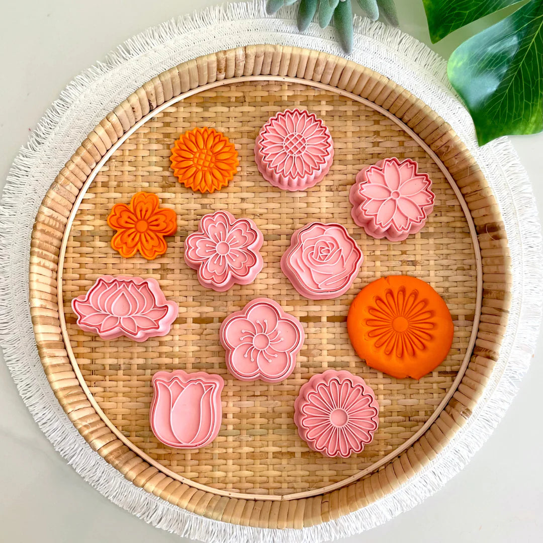 Stamper & Cutter Set - Flowers