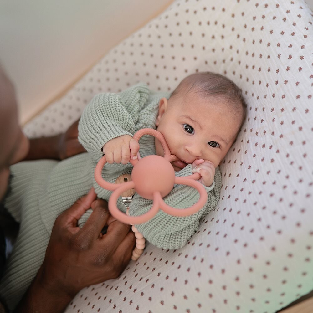 Daisy Rattle Teether