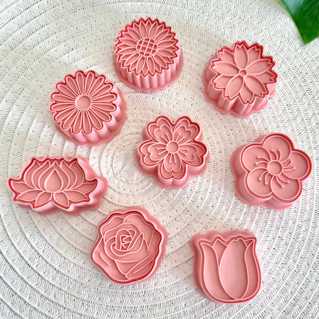 Wild Dough Stamper & Cutter Set - Flowers