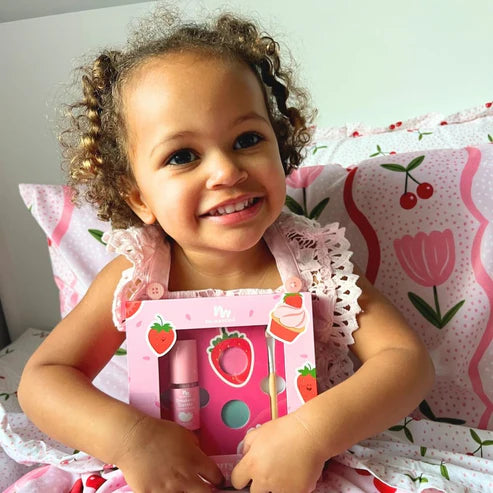 Strawberry Cupcake Natural Kids Makeup Gift Set